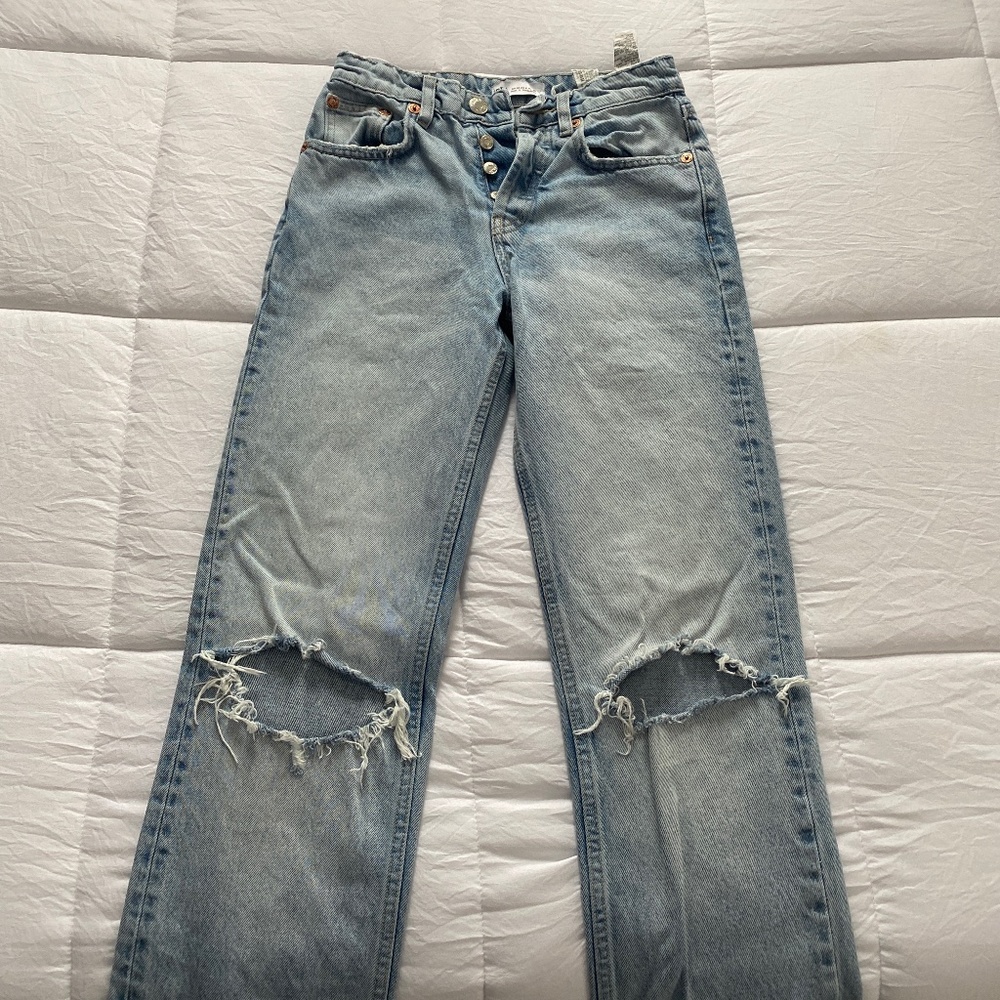 Distressed Zara Mom Jeans